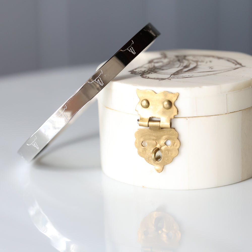 Signature Hinged Bangle