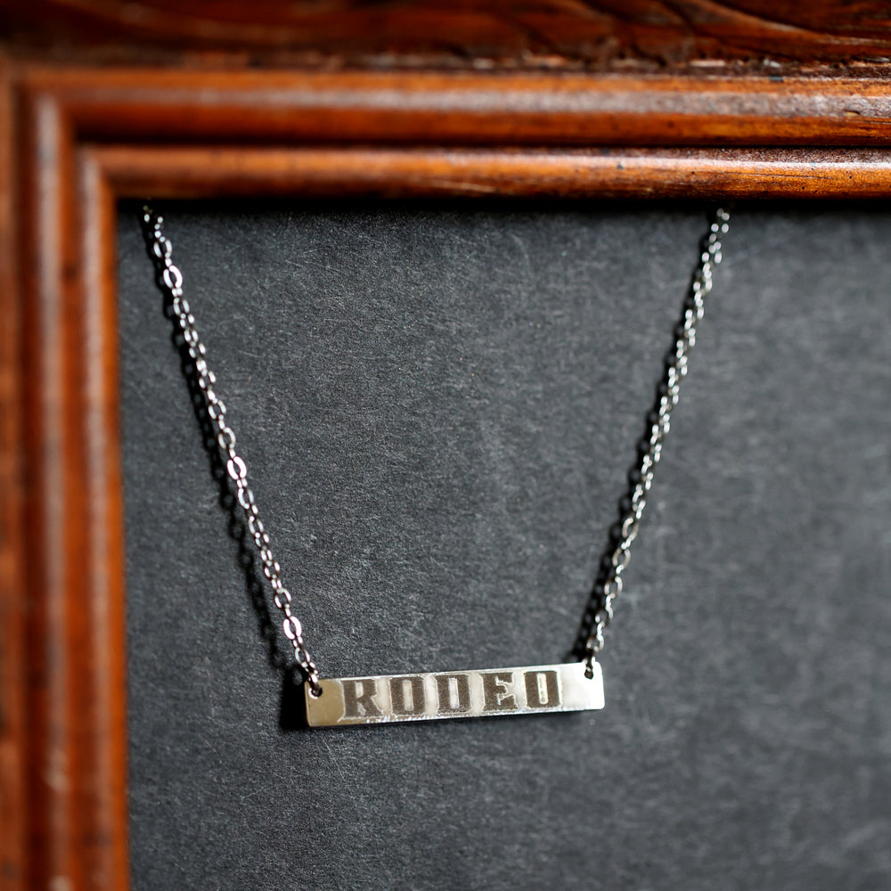 RODEO Bar Necklace