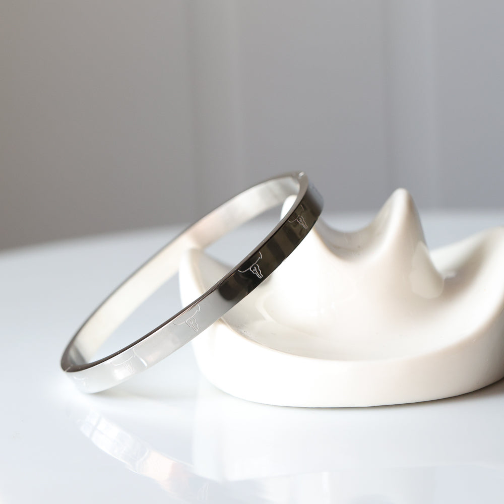 Signature Hinged Bangle