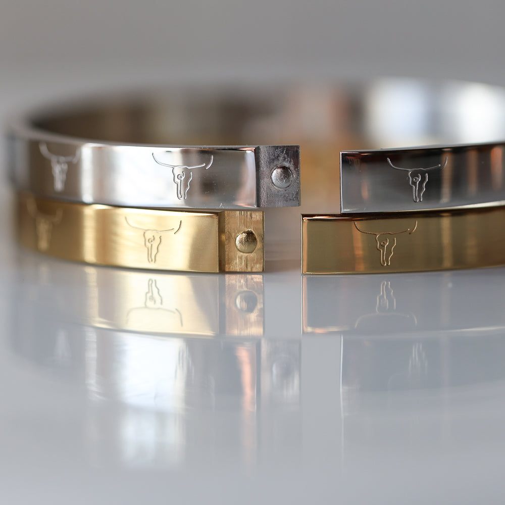 Signature Hinged Bangle